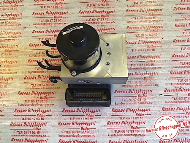 ABS sentral til VW Touareg 2003-2007 (Type I, Fase 1)  (VOLKSWAGEN|7L0614111D|)