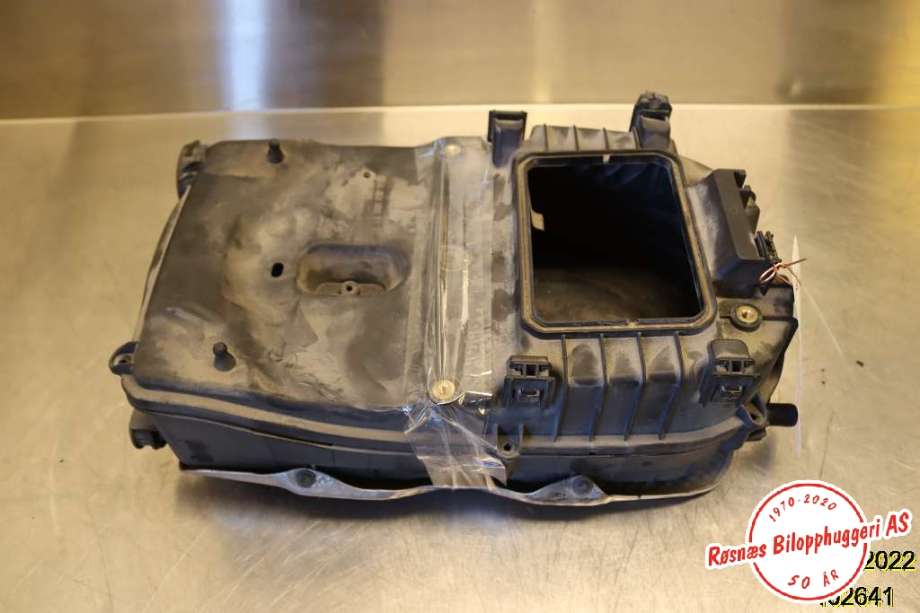 Luftfilterboks til Mercedes E-Klasse, 2009-2013 (Fase 1) (W212) (W212) (MERCEDES|A6510901101)
