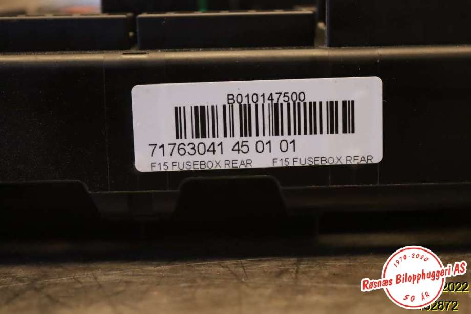 Sikringsboks til BMW X5 2013-2018 (F15) (F15) (BMW|71763041 45 01 01|)