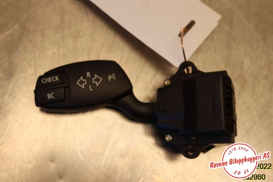 Bryter blink til BMW 5-Serie 2003-2010 (E60/E61) (E60/E61) (BMW|6 924 103 B|)
