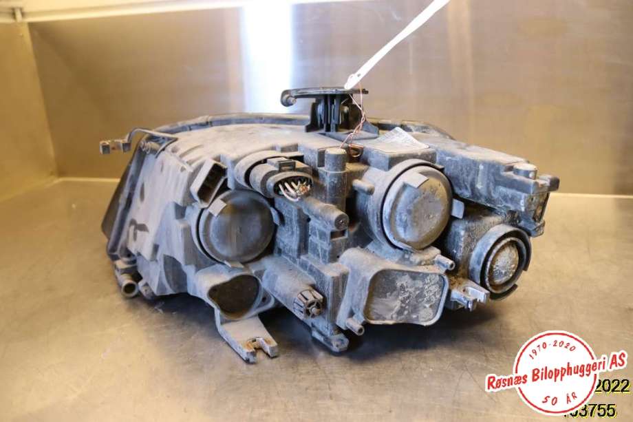 Frontlykt høyre halogen til Audi A4 2007-2014 (Type IV) (B8) (B8) (AUDI|8K0 941 004|)