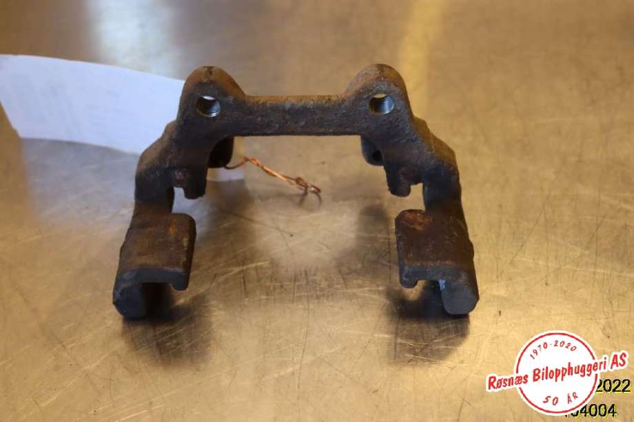 Bremsecaliper brakett til BMW 3-Serie, 2012-2018 (F30/F31/F34) (F30/F31/F34) (BMW|7 16084 1755)