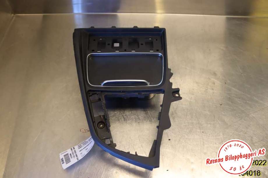 Diverse deler til BMW 3-Serie, 2012-2018 (F30/F31/F34) (F30/F31/F34) (BMW|105495994C)