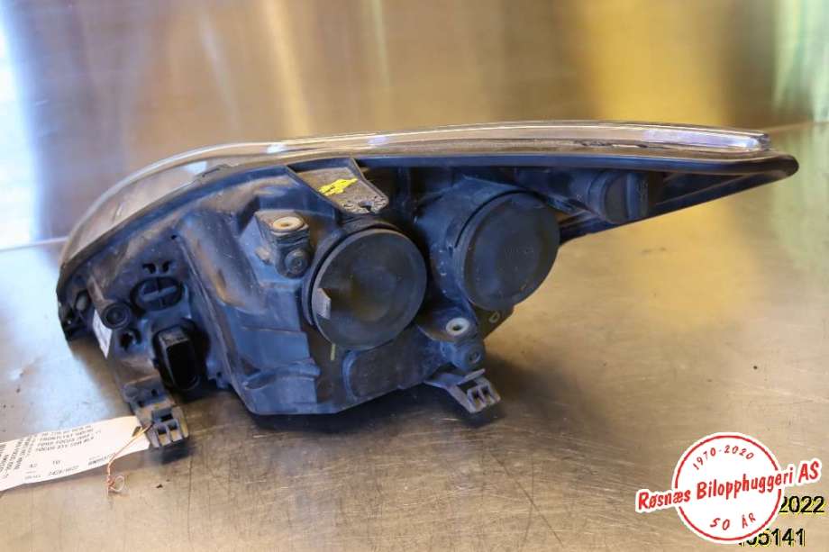 Frontlykt høyre halogen til Ford Focus 2008-2010 (Type II, Fase 2) (FORD|00 77R 00 HCR PL|)