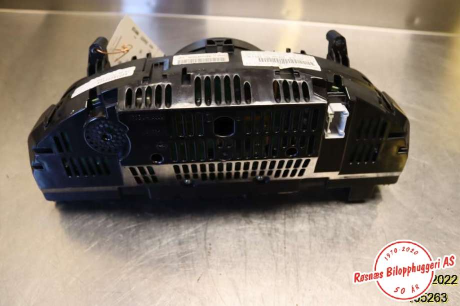 Speedometer til Mercedes C-Klasse 2011-2014 (Fase 2) (W204) (W204) (MERCEDES|A 204 900 24 08|)
