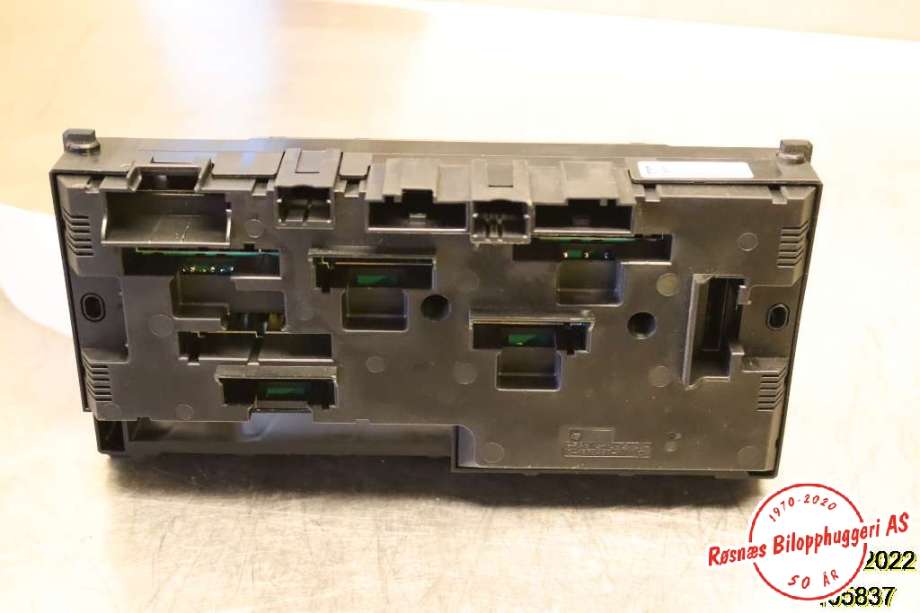 Sikringsboks til BMW 5-Serie 2010-2017 (F10/F11) (F10/F11) (BMW|9234421-01|)