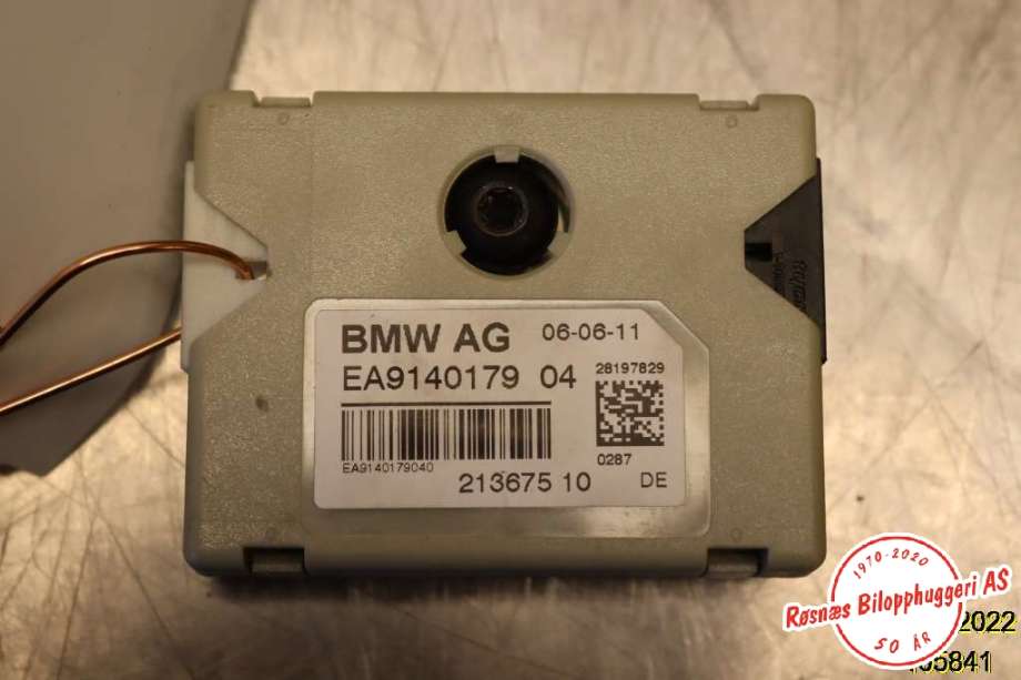 Antenne forsterker til BMW 5-Serie, 2010-2017 (F10/F11) (F10/F11) (BMW|213575 10)
