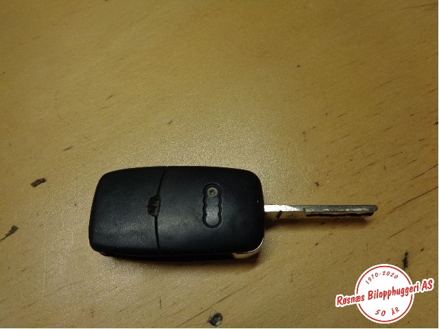 Nøkkel til Audi A6 2001-2004 (Type II, Fase 2) (C5) (C5) (AUDI|)