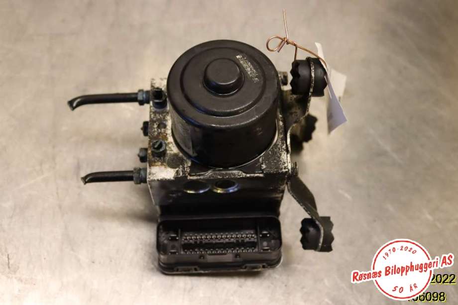ABS sentral til BMW X3 2010-2017 (F25) (F25) (BMW|3451-6852747-01|)