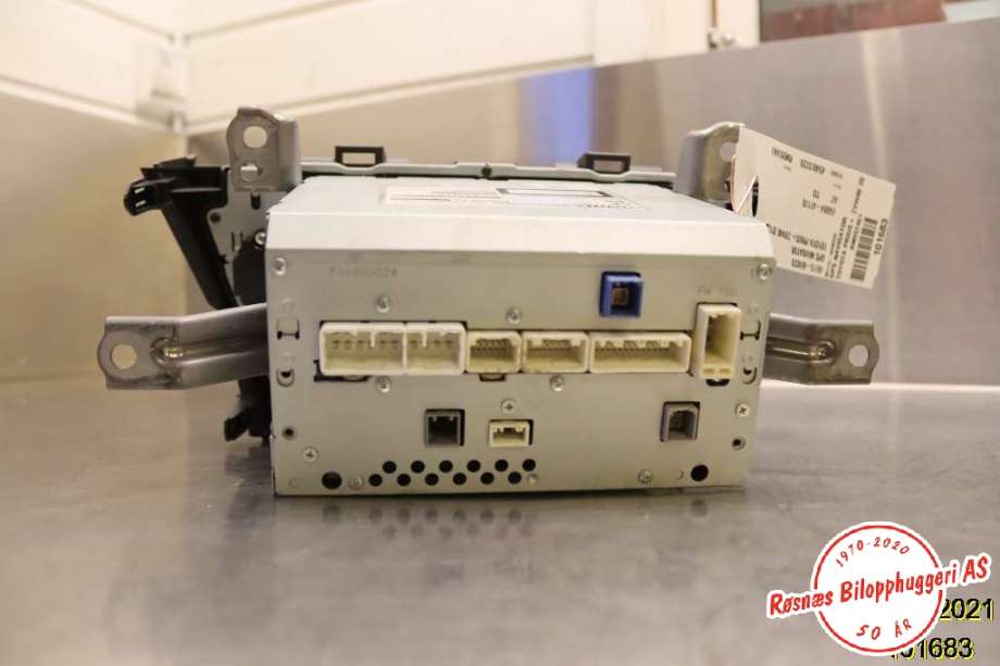 Bilstereo navigasjon til Toyota Prius +7 2012-2020 (Type III) (stasjonsvogn) (stasjonsvogn) (TOYOTA|86113-60W320|86804-47170|)