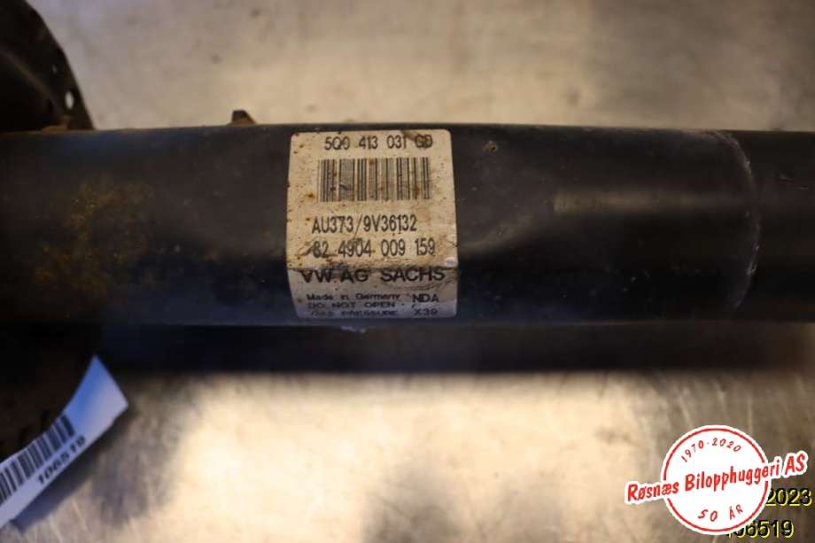 Fjærbein høyre foran til Audi A3 2016-2020 (Type III, Fase 2)  (AUDI|5Q0 413 031 GD|)