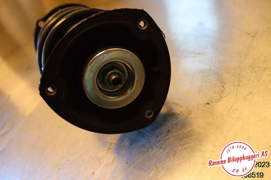 Fjærbein høyre foran til Audi A3 2016-2020 (Type III, Fase 2)  (AUDI|5Q0 413 031 GD|)