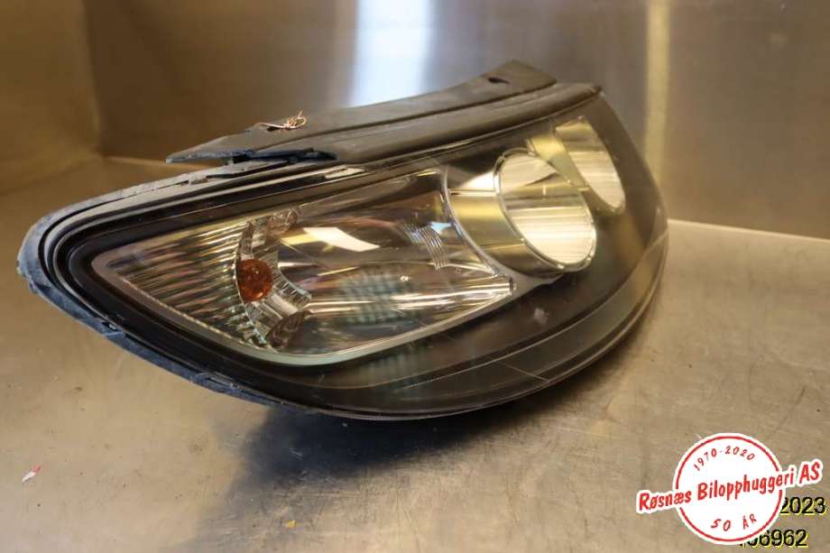 Frontlykt venstre halogen til Hyundai Santa Fe 2006-2009 (Type II, Fase 1)  (HYUNDAI|92101 2B021|)