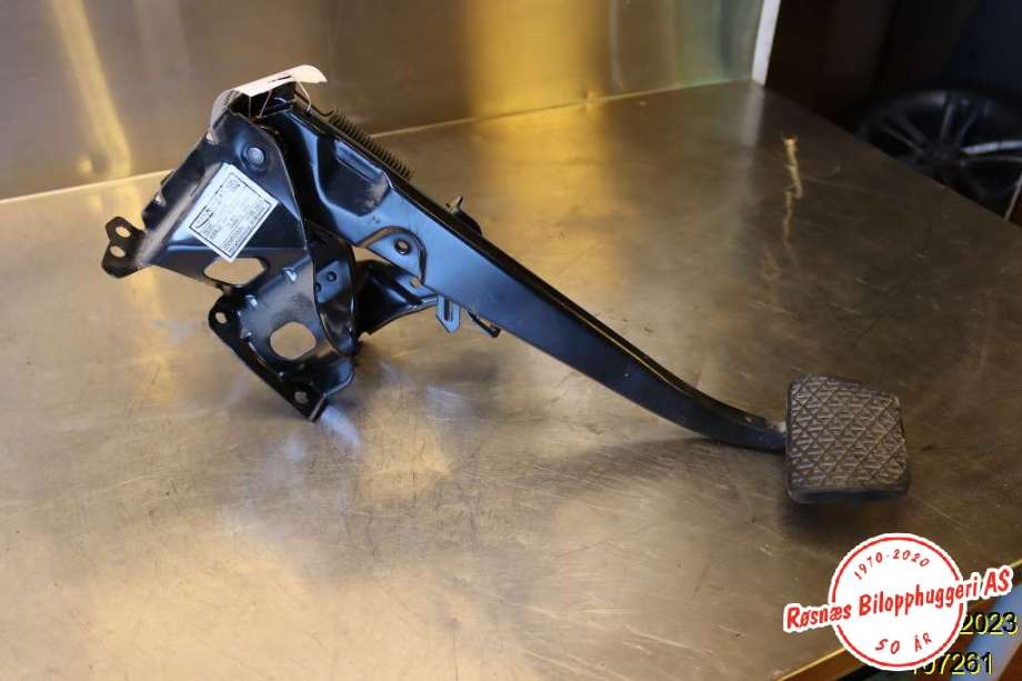 Pedal gass/brems/clutch til Mercedes Vito, 2014-->> (W447) (W447) (MERCEDES|A 447 290 01 01)