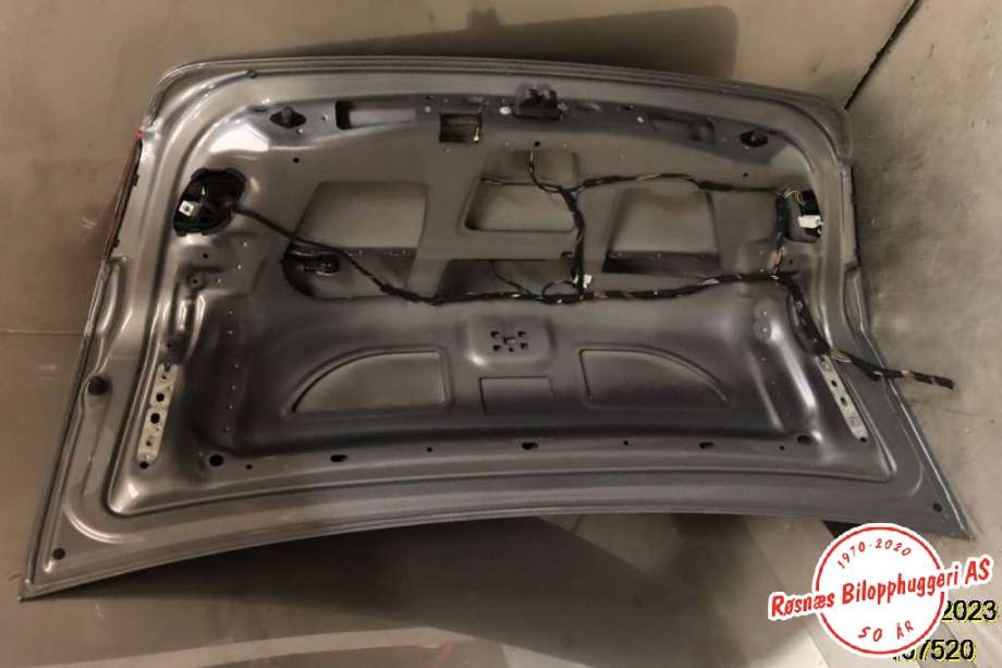 Bakluke combi til Mercedes E-Klasse 2009-2013 (Fase 1) (W212) (W212) (MERCEDES|A 212 740 01 05|)