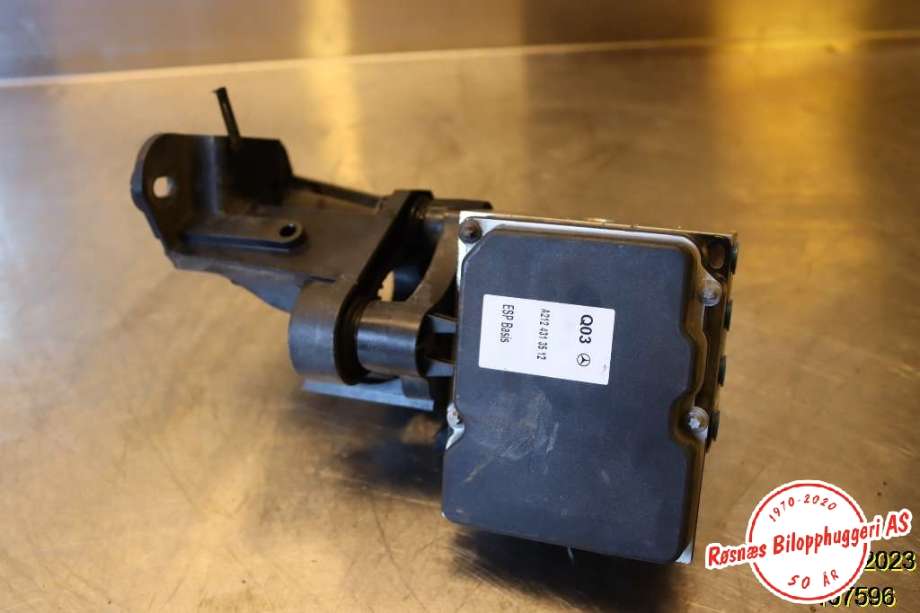 ABS sentral til Mercedes E-Klasse 2009-2013 (Fase 1) (W212) (W212) (MERCEDES|A2124313512|)