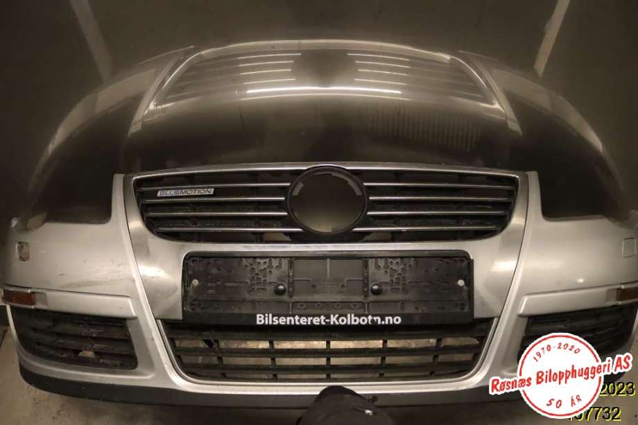 Støtfanger foran til VW Passat 2005-2010 (B6) (B6) (VOLKSWAGEN|3C0 807 217 E|)