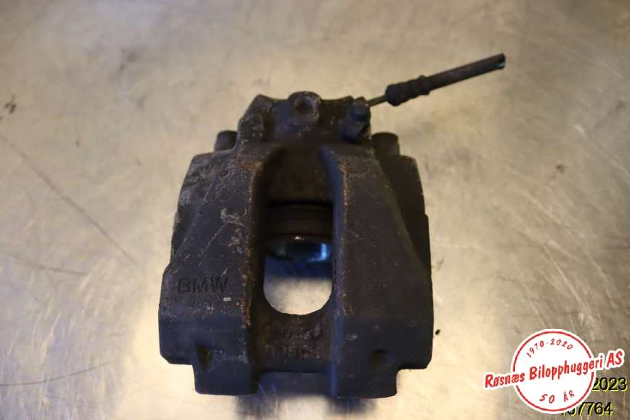 Bremsecaliper høyre foran til BMW X3 2010-2017 (F25) (F25) (BMW|34 21 6 791 017|)