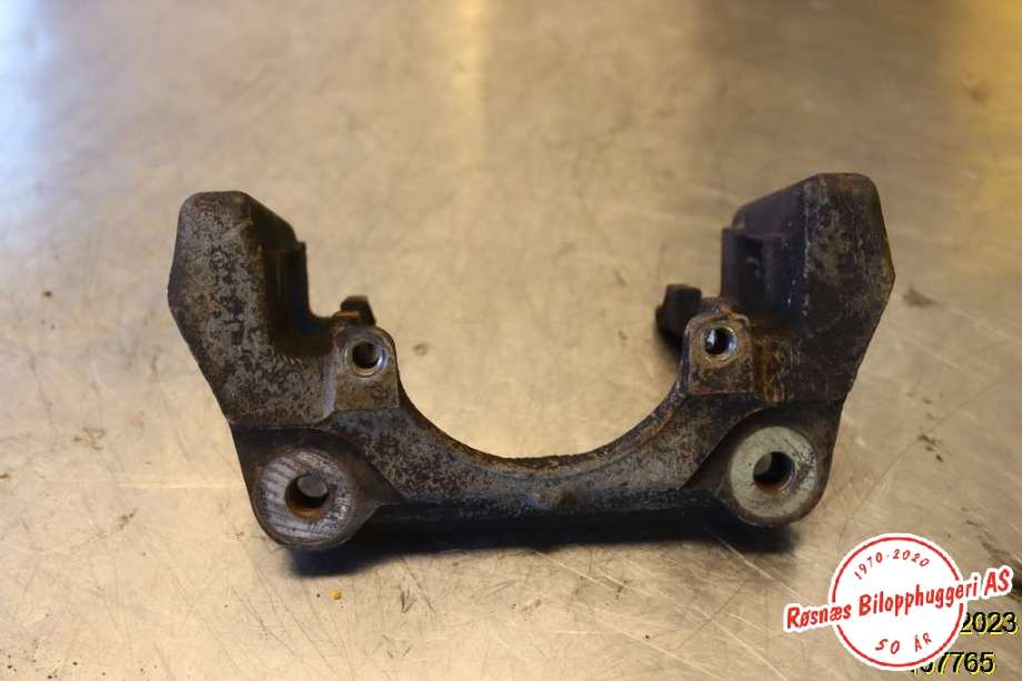Bremsecaliper brakett til BMW X3 2010-2017 (F25) (F25) (BMW|34 21 6 791 019|)