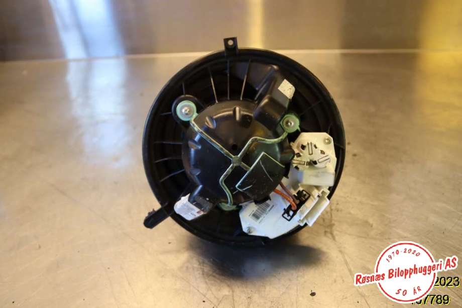 Varmeapparat motor til BMW X3 2010-2017 (F25) (F25) (BMW|64 11 9 227 670|)