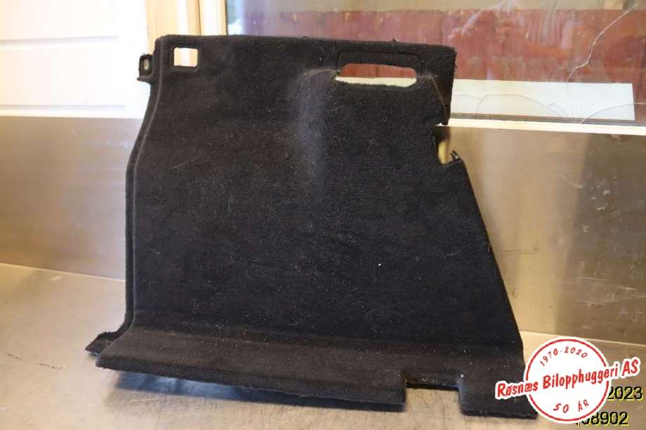 Bagasjerom teppe/gulvplate til Mercedes E-Klasse, 2009-2013 (Fase 1) (W212) (W212) (MERCEDES|A2126900153)