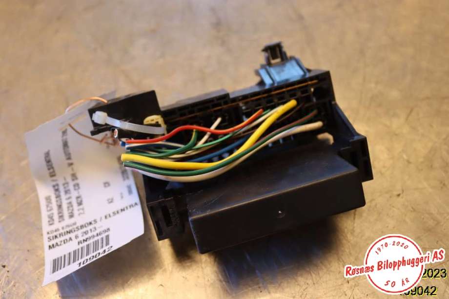Sikringsboks til Mazda 6 2013-2015 (Type III, Fase 1)  (MAZDA|KD45 675U0|)