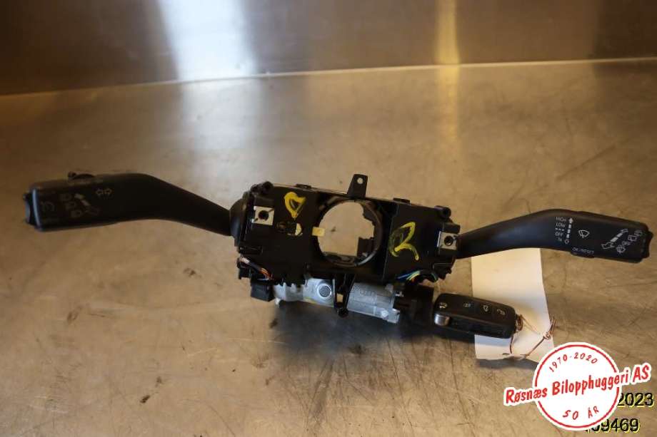 Bryter combi til VW E-Up, 2013-2019  (VOLKSWAGEN|10100571-02)