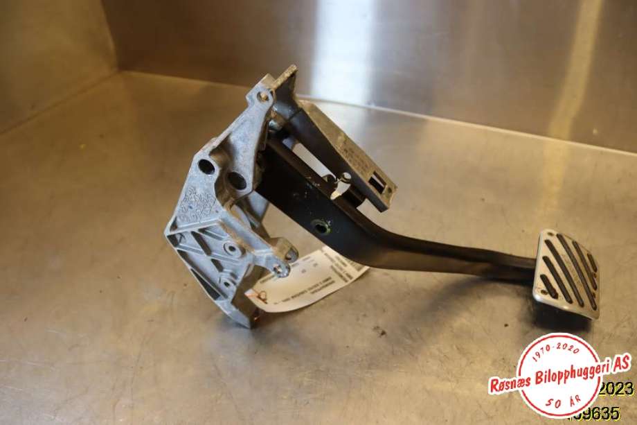 Pedal gass/brems/clutch til BMW 3-Serie 2005-2011 (E90/E91/E92/E93) (E90/E91/E92/E93) (BMW|)