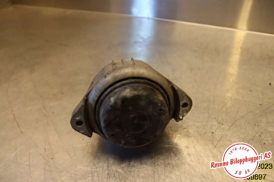Motorfeste til BMW X1 2009-2015 (E84) (E84) (BMW|)