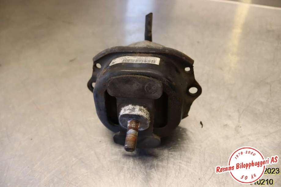 Motorfeste til BMW X5 2007-2013 (E70) (E70) (BMW|P678441602|)