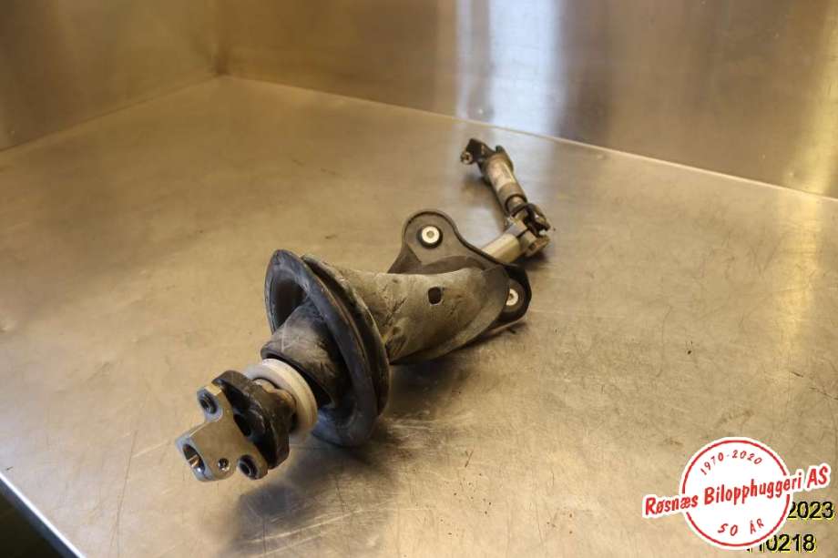 Rattaksel til BMW X5 2007-2013 (E70) (E70) (BMW|32677411002X|)