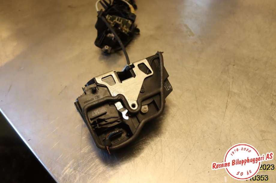 Låsekasse høyre til BMW X5 2007-2013 (E70) (E70) (BMW|)