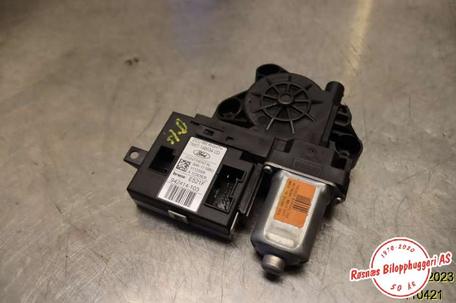 Ruteheis høyre til Ford Kuga, 2008-2012 (Type I)  (FORD|942414-103)