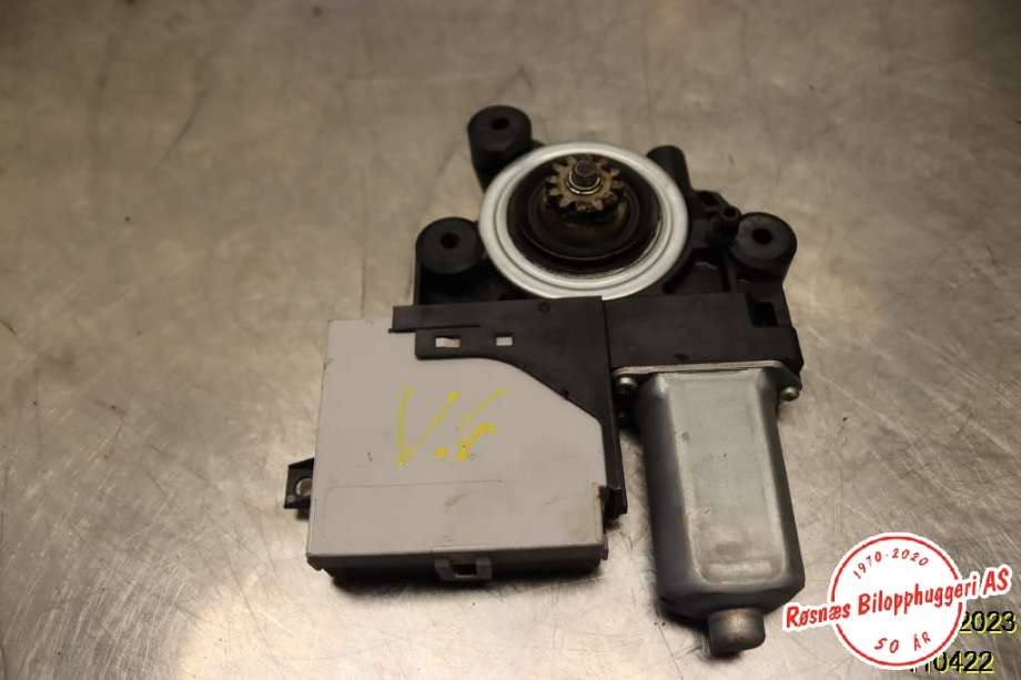 Ruteheis venstre til Ford Kuga 2008-2012 (Type I) (FORD|942411-104|)