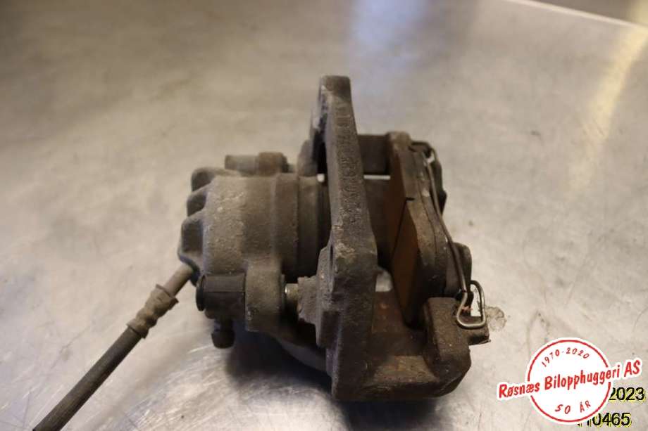 Bremsecaliper venstre foran til Volvo XC70 2005-2007 (Type I, Fase 2) (VOLVO|)