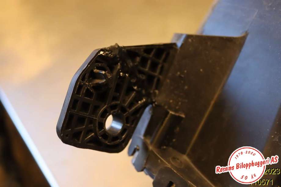 Frontlykt høyre halogen til Peugeot Expert 2016-->> (Type III)  (PEUGEOT|)