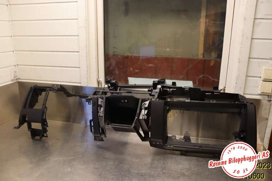 Dashbord til Toyota RAV4, 2006-2009 (Type III, Fase 1) (TOYOTA|)