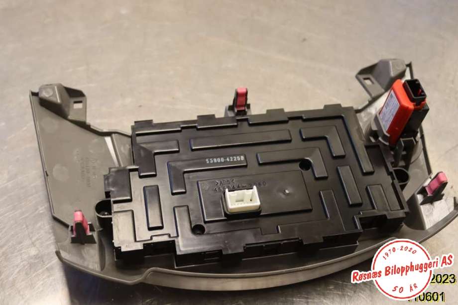 Varmeapparat betjening til Toyota RAV4 2006-2009 (Type III, Fase 1)  (TOYOTA|455944-2060|)