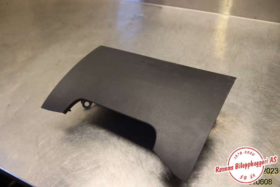 Airbag kne til Toyota RAV4 2006-2009 (Type III, Fase 1)  (TOYOTA|301220407M36|)