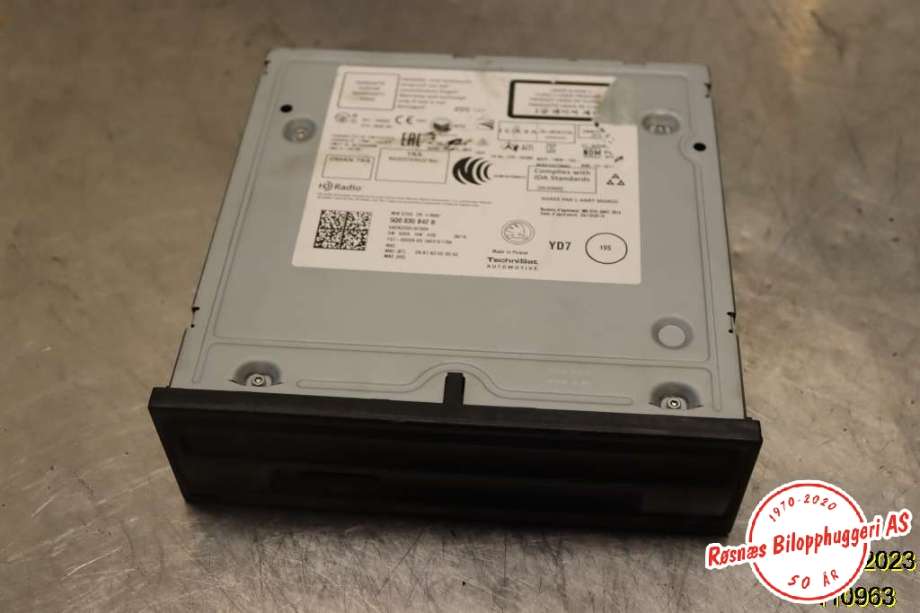 Bilstereo navigasjon spiller til Škoda Fabia 2014-2021 (Type III)  (SKODA|5Q0035842B|)
