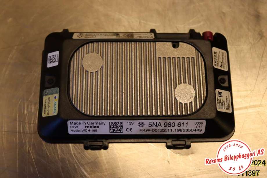 Antenne forsterker til VW Tiguan 2016-2020 (Type II, Fase 1)  (VOLKSWAGEN|5NA 980 611|)