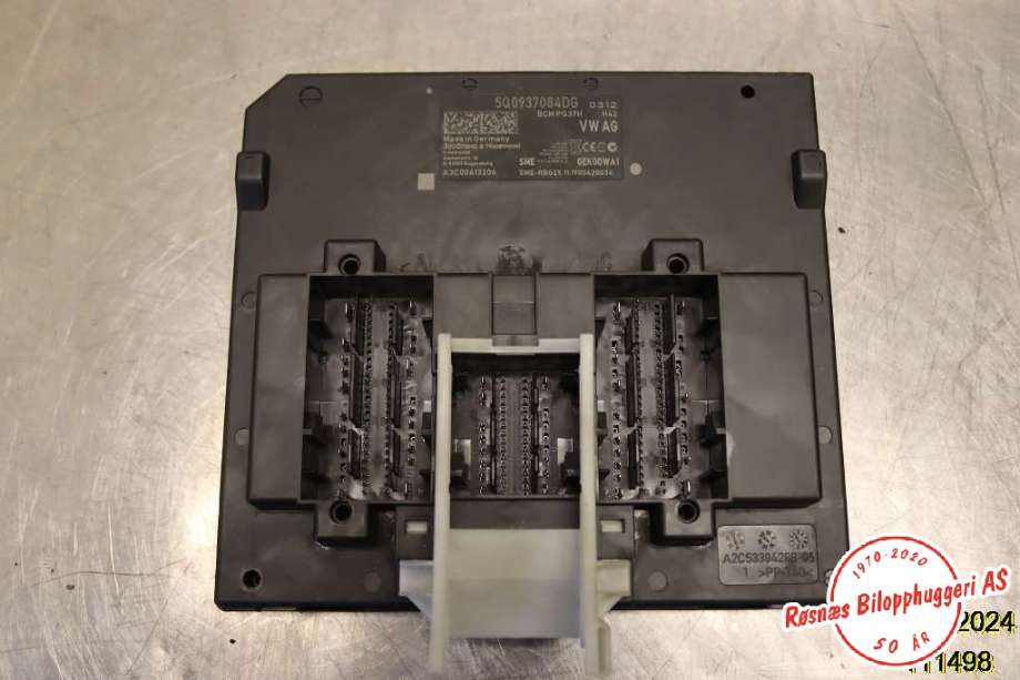 Styreenhet comfort (BCM) til VW Tiguan 2016-2020 (Type II, Fase 1) (VOLKSWAGEN|5Q0 937 084 DG|)
