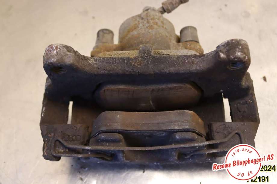 Bremsecaliper høyre foran til VW Passat 2011-2015 (B7) (B7) (VOLKSWAGEN|1K0 615 124 E|)
