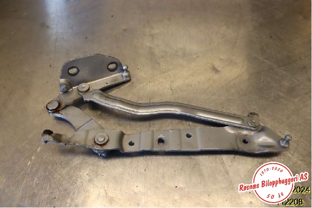 Hengsler til Audi A8, 2003-2010 (Type II) (AUDI|4E0 827 299 H)