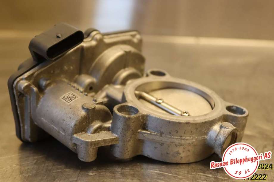 Spjeldhus til BMW 2-Serie, 2014-2021 (F22/F23) (F22/F23) (BMW|13 54 7 618 838)