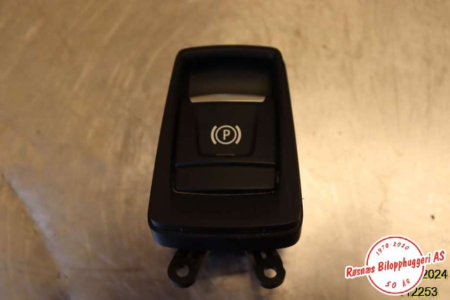 Bryter elektrisk håndbrekk/parkbrems til BMW 2-Serie, 2014-2021 (F22/F23) (F22/F23) (BMW|61 31 9 877 888)