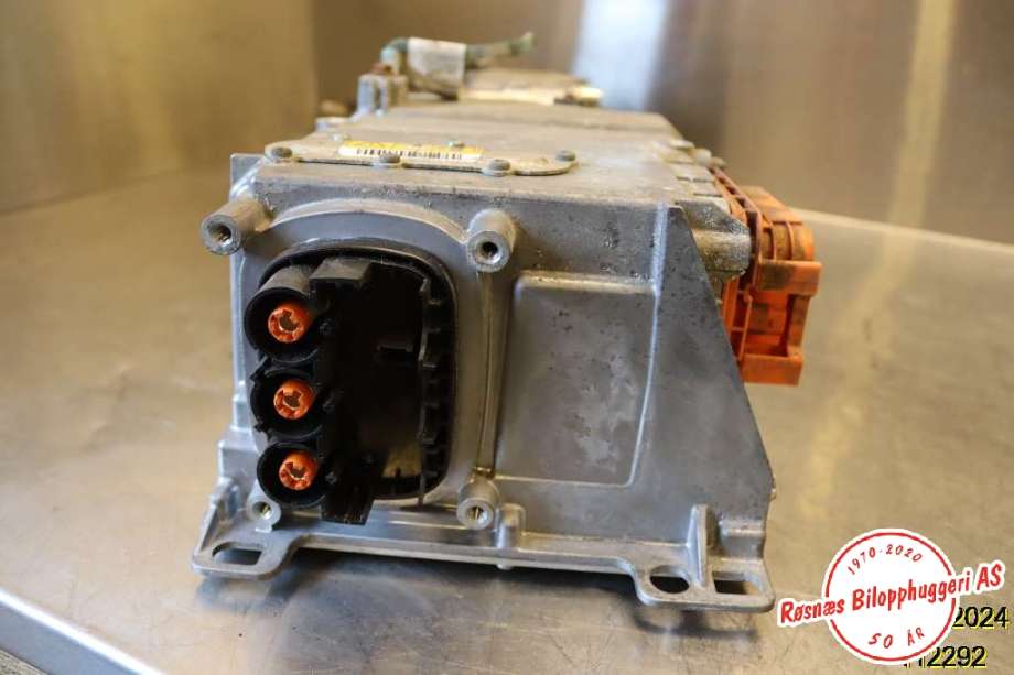 DCDC converter hybrid til BMW 2-Serie 2014-2021 (F22/F23) (F22/F23) (BMW|12 36 8 661 835|)