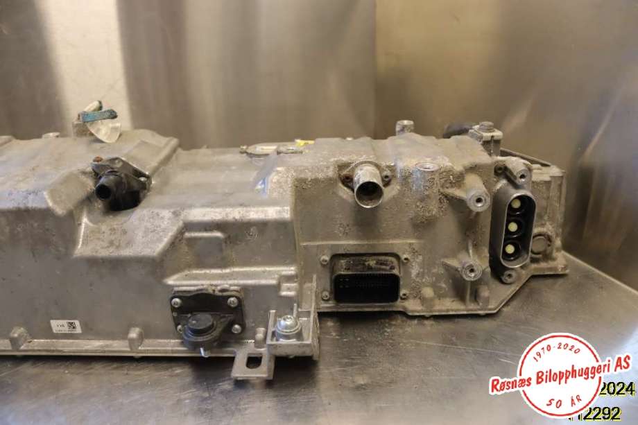 DCDC converter hybrid til BMW 2-Serie 2014-2021 (F22/F23) (F22/F23) (BMW|12 36 8 661 835|)