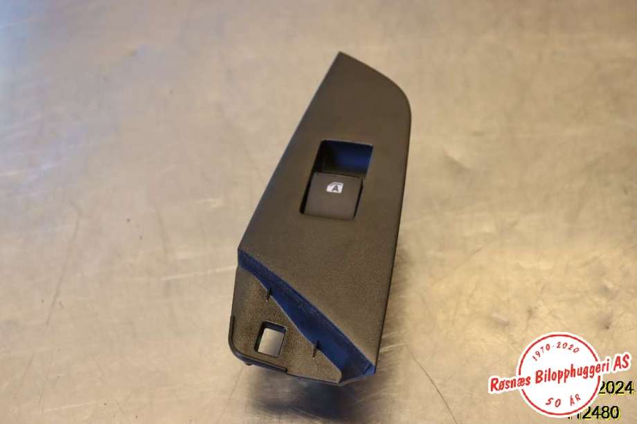 Bryter ruteheis til Toyota Prius, 2016-2023 (Type IV) (combi) (combi) (TOYOTA|74272-47120)