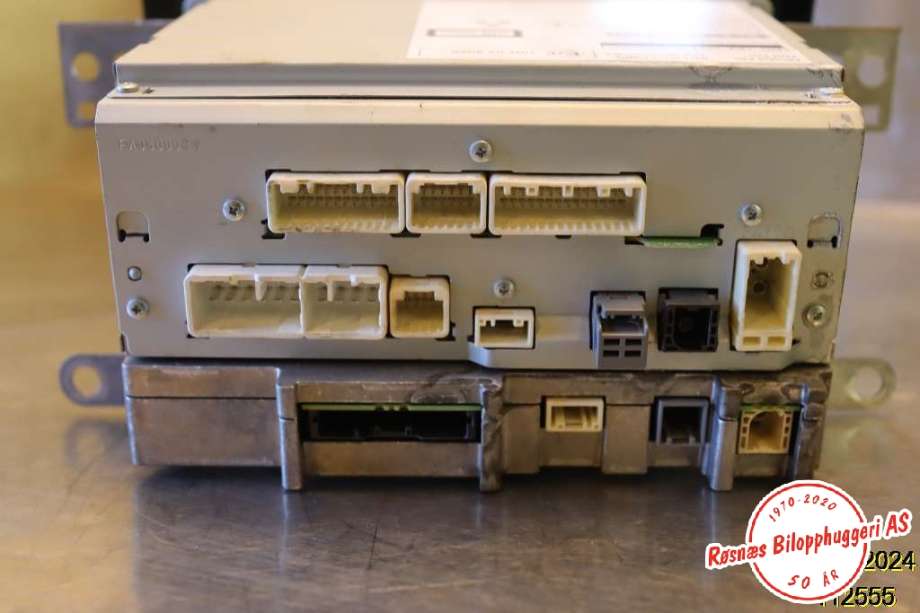 Bilstereo til Toyota Prius 2016-2023 (Type IV) (combi) (combi) (TOYOTA|86140-47360|)